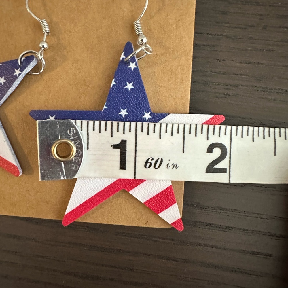 Star Flag Earrings NWOT - Picture 4 of 6